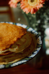 pancakes with honey