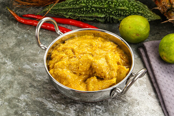 Inchian cuisine - chicken cashew curry