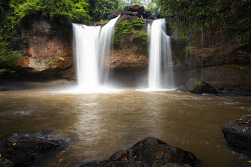 Obraz premium Haew Suwat Waterfall in Khao Yai National Park, Thailand.