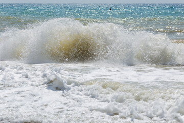 Big noisy waves on the sea
