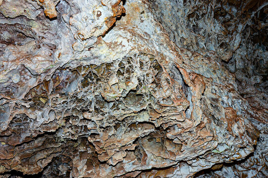 Wind Cave boxwork