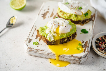 Avocado toast with poached egg