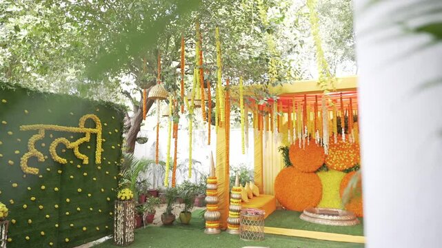 Exquisite Flower Decoration for Indian Haldi Ceremony - Vibrant and Traditional Design for a Joyous Pre-Wedding Ritual