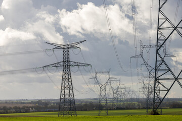 pylônes électriques