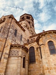 Obraz premium Abbatiale Saint Austremoine of the Issoire's city 