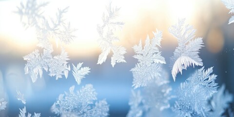 Obraz premium A macro shot of frost or ice crystals on a window, where the intricate details of the frozen patterns are in sharp focus