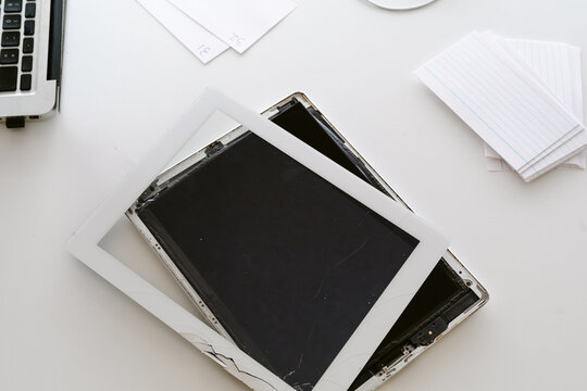 Tablet disassembled parts