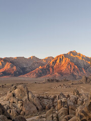 Naklejka premium Surene Mountains