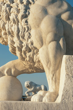 Marble Lion Statue Landmark