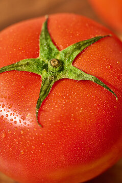 Fresh tomate closeup