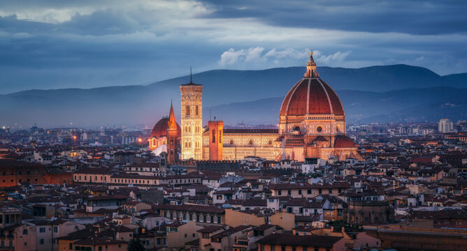 Twilight view of Florence's iconic Florence Duomo