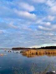 Sunny autumn day overlooking the lake in finlands archipelago