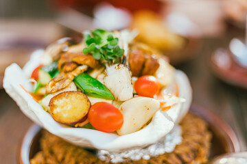  Healthy vegetable salad.