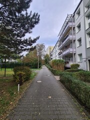 Sicht auf ein Wohngebiet mit Park in Berlin Johannisthal