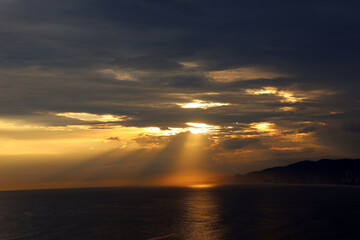 POR DO SOL EM PRAI GRANDE SP