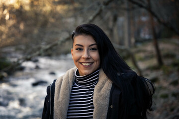 Chica en el Puente de la Angostura (Sierra de Guadarrama)