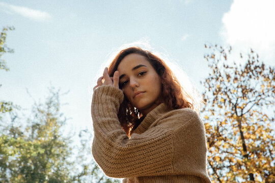 Chica en los parques de Madrid (Fuenlabrada)
