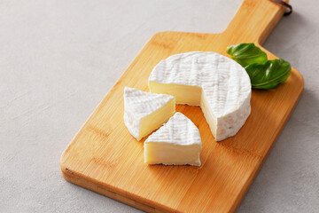 カマンベールチーズ　Camembert cheese
