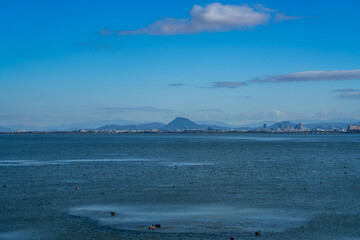 琵琶湖の美しい紅葉