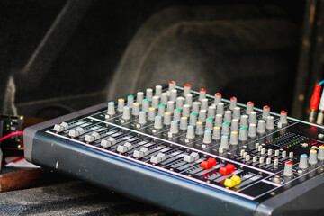 Soft Focus and Blur,Audio control panels and power amplifiers for display management are installed...