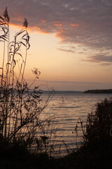 Obraz premium beautiful sunset over the sea