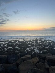 puesta de sol en Agaete, gran canaria, con el Teide al fondo