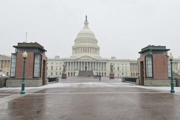 Obraz premium US Capitol Building in the blizzard