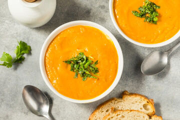 Healthy Homemade Creamy Carrot Soup