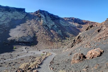 volcan El Cuervo et volcans dans le parc national de Timanfaya à Lanzarote, canaries, Espagne	