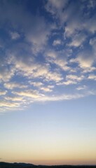 Obraz premium the sky is beautiful and clear mostly cloudy