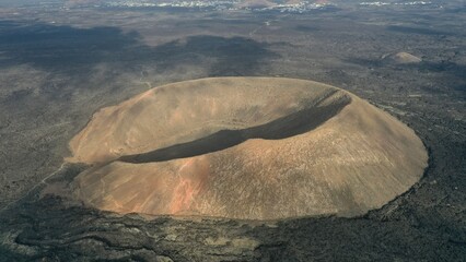 vue aérienne du parc national des volcans du parc national de Timanfaya sur l'île de Lanzarote...