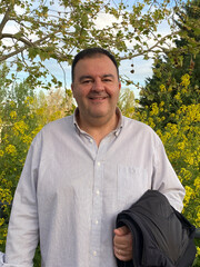 HOMBRE MORENO ESPAÑA 52 AÑOS 2024 HOMBRE EUROPEO DARK MAN SPAIN 52 YEARS OLD 2024 EUROPEAN MAN