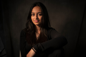 mujer morena espa&ntilde;a 21 a&ntilde;os morena modelo 2024 brunette woman spain 21 years old brunette model 2024