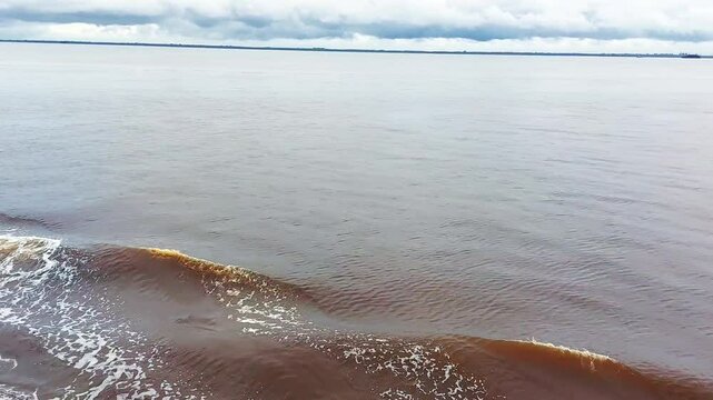 The Impact of Marine Transportation on Bengkalis Sea Waves