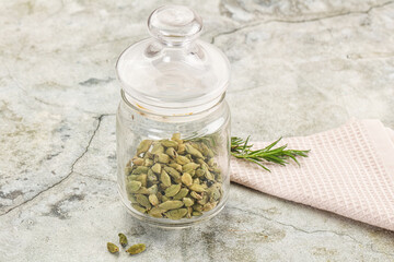 Dry Cardamom - aroma seasoning flavour