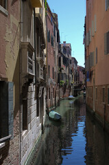 architecture ov Venice: palaces and canals