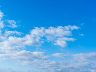 Fototapeta premium 冬の青空と白い雲04