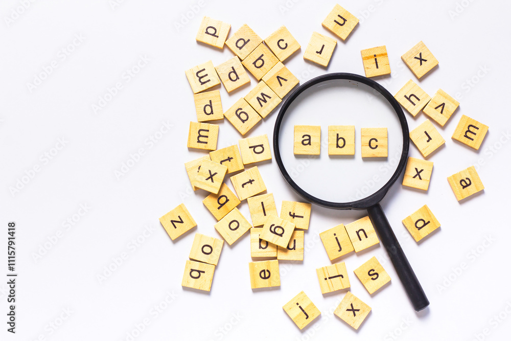 Fototapete english letters scattered on a white background concepts for developing grammatical thinking in lang