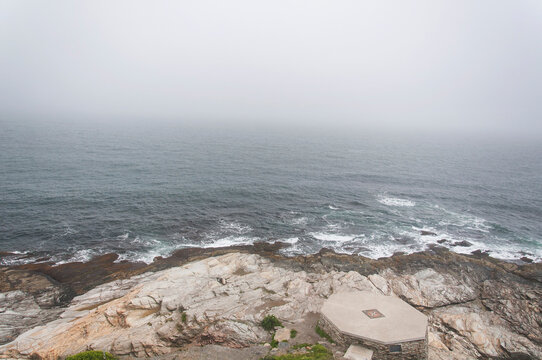 beavertail lighthouse historic site jamestown rhode island