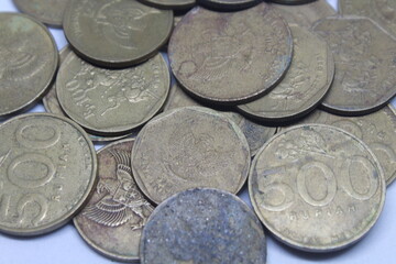 five hundred rupiah denomination coins