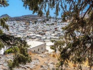 Der Blick auf Lindos auf der Insel Rhodos
