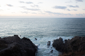 冬の日本海の荒波 – 福井県東尋坊/Winter Waves at Japan Sea, Taken at Tojinbo, Fukui	
