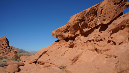 Fototapeta premium Amazing red rock formation on Red Stone trailhead in Lake Mead Nevada