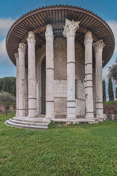 The Temple of Hercules Victor, at Piazza Bocca della Verit&agrave;, on Forum Boarium. Dating from the later 2nd century BC, and erected by L. Mummius Achaicus, conqueror of the Achaeans. Rome. Italy, 2017