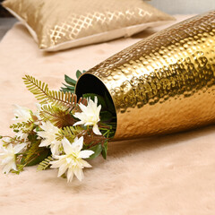 Gold pleated color flower vase 