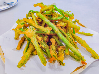 Crispy fried morning glory.