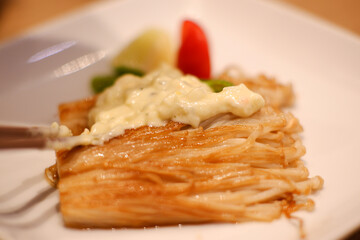  Stir Fried Enoki Mushroom with Butter