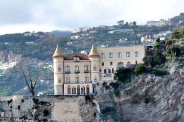 Naklejka premium CASTELLO MEZZACAPO,MAIORI,COSTIERA AMALFITANA,ITALIA,2 DICEMBRE 2024.