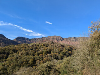 Vista Panor&acirc;mica das Montanhas em Urepel, Pa&iacute;s Basco Franc&ecirc;s