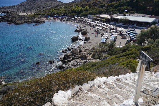 beach bar and sunbdes at Antony Quinn Bay